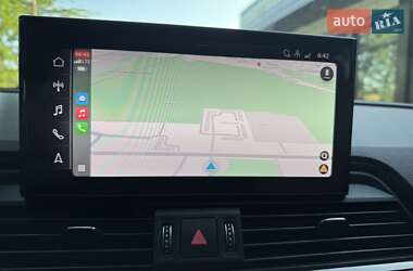 Внедорожник / Кроссовер Audi Q5 2021 в 