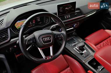 Внедорожник / Кроссовер Audi Q5 2019 в 