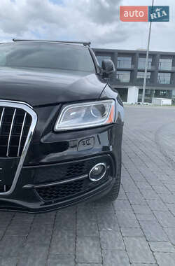 Позашляховик / Кросовер Audi Q5 2016 в 