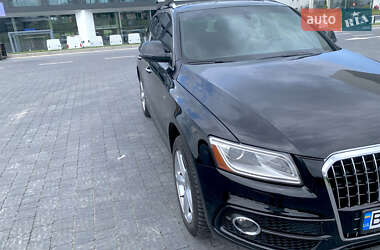 Позашляховик / Кросовер Audi Q5 2016 в 