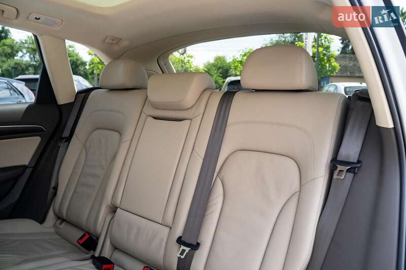 Внедорожник / Кроссовер Audi Q5 2015 в Черновцах