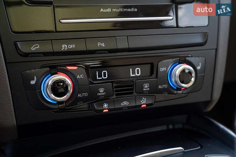 Внедорожник / Кроссовер Audi Q5 2015 в Черновцах
