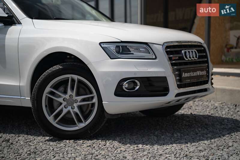 Внедорожник / Кроссовер Audi Q5 2015 в Черновцах