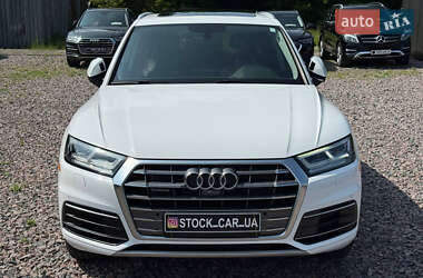 Внедорожник / Кроссовер Audi Q5 2018 в 