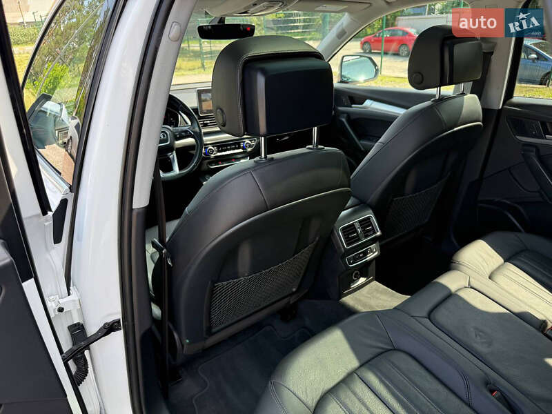 Внедорожник / Кроссовер Audi Q5 2018 в Киеве