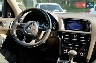 Позашляховик / Кросовер Audi Q5 2015 в 