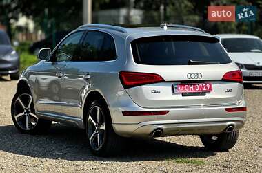 Позашляховик / Кросовер Audi Q5 2015 в 