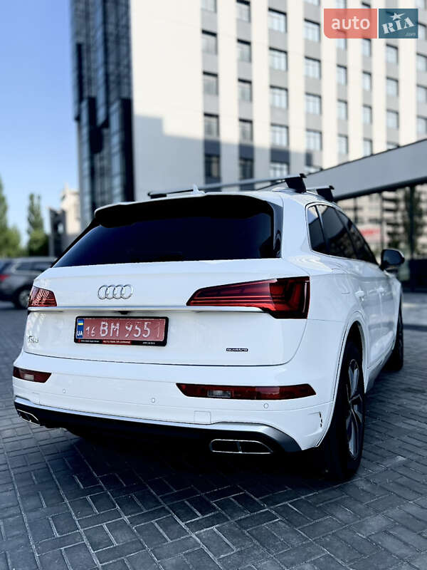 Внедорожник / Кроссовер Audi Q5 2022 в Днепре