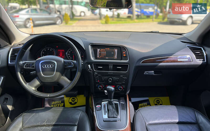 Позашляховик / Кросовер Audi Q5 2010 в Львові