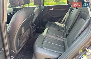 Внедорожник / Кроссовер Audi Q5 2017 в 