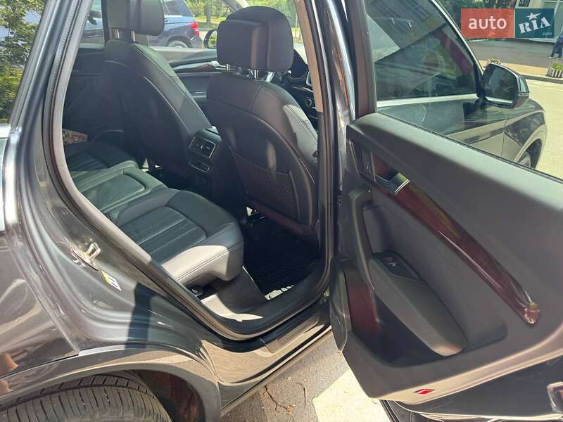Внедорожник / Кроссовер Audi Q5 2017 в Нежине