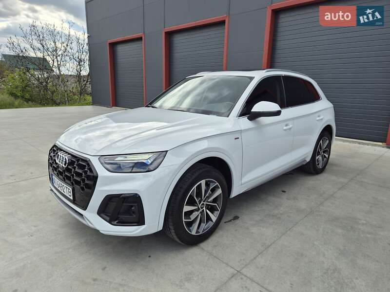 Внедорожник / Кроссовер Audi Q5 2022 в Барышевке