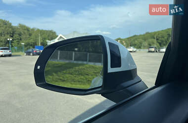 Внедорожник / Кроссовер Audi Q5 2018 в 