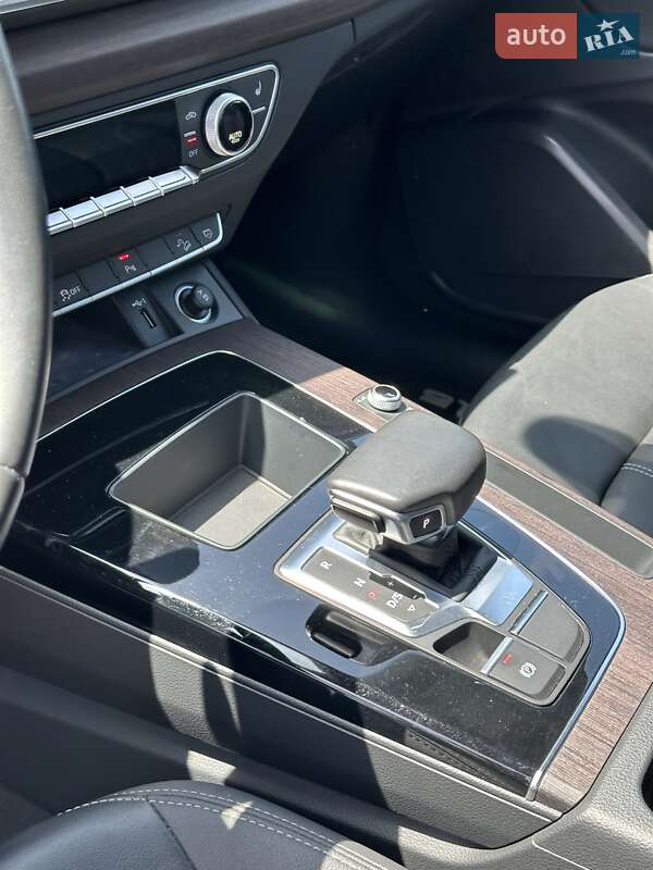 Внедорожник / Кроссовер Audi Q5 2021 в Кривом Роге
