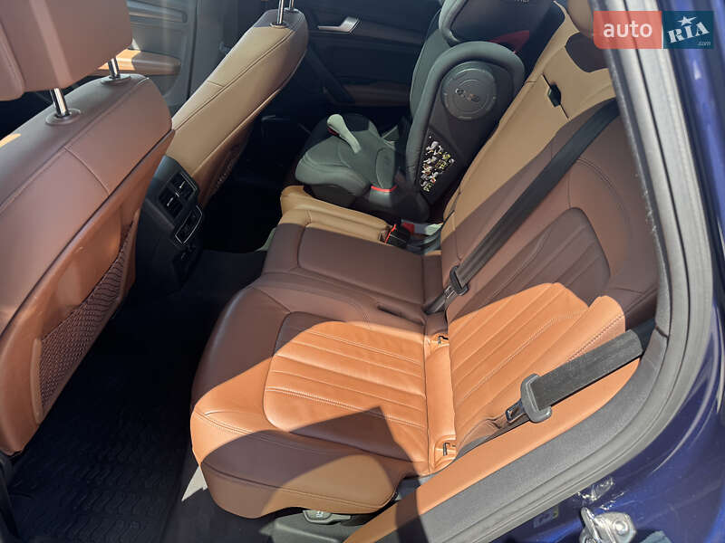 Внедорожник / Кроссовер Audi Q5 2020 в Виннице