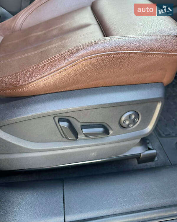 Внедорожник / Кроссовер Audi Q5 2018 в Ровно