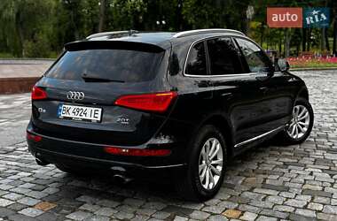 Внедорожник / Кроссовер Audi Q5 2012 в 