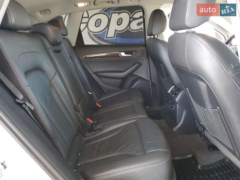 Позашляховик / Кросовер Audi Q5 2016 в Львові