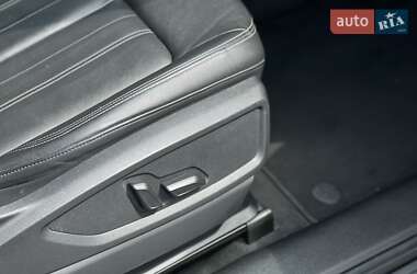 Внедорожник / Кроссовер Audi Q5 2021 в 