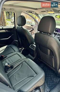 Внедорожник / Кроссовер Audi Q5 2012 в 