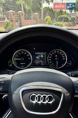Внедорожник / Кроссовер Audi Q5 2012 в 