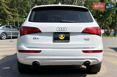 Позашляховик / Кросовер Audi Q5 2016 в 