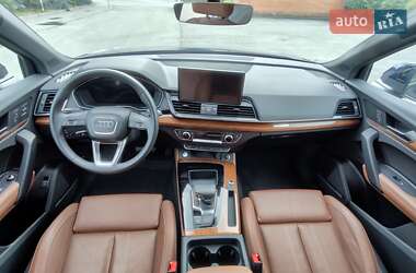 Внедорожник / Кроссовер Audi Q5 2023 в 