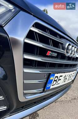 Внедорожник / Кроссовер Audi Q5 2017 в 