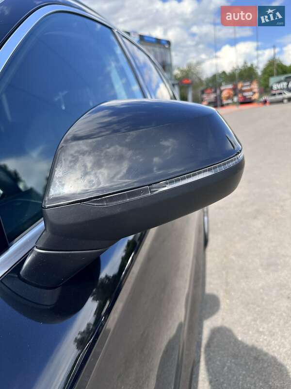 Внедорожник / Кроссовер Audi Q5 2017 в Николаеве