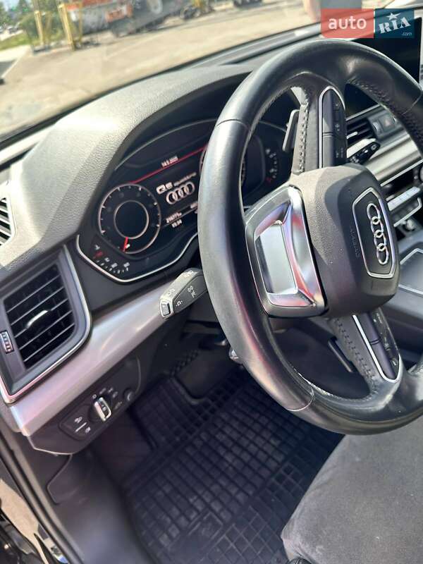 Внедорожник / Кроссовер Audi Q5 2017 в Николаеве