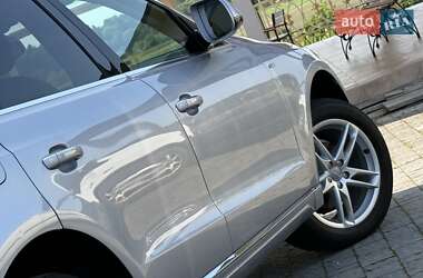 Позашляховик / Кросовер Audi Q5 2016 в 