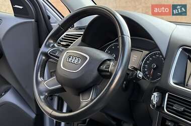 Позашляховик / Кросовер Audi Q5 2016 в 