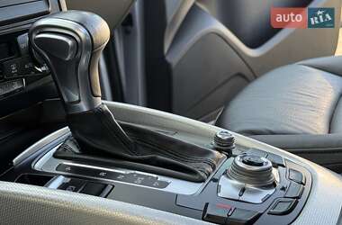 Позашляховик / Кросовер Audi Q5 2016 в 