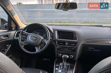 Внедорожник / Кроссовер Audi Q5 2016 в 
