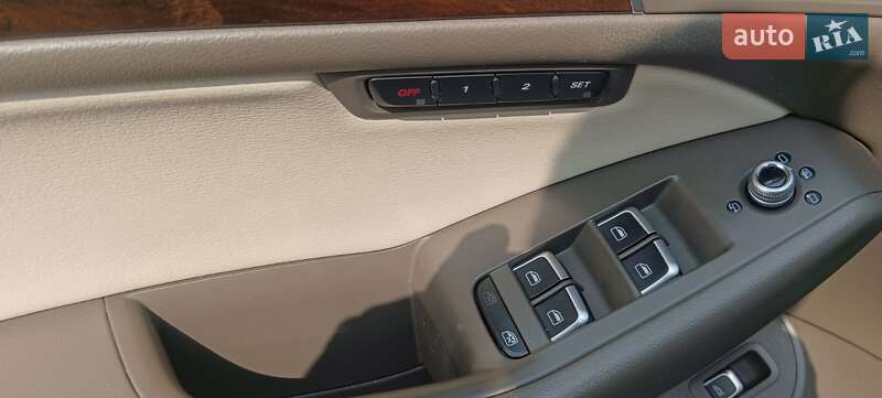 Внедорожник / Кроссовер Audi Q5 2015 в Львове