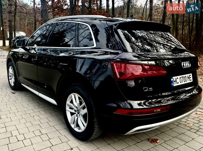 Внедорожник / Кроссовер Audi Q5 2020 в Львове