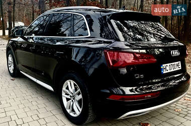Внедорожник / Кроссовер Audi Q5 2020 в 