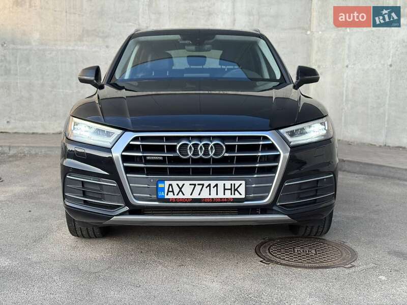 Внедорожник / Кроссовер Audi Q5 2017 в Киеве