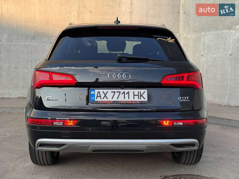 Внедорожник / Кроссовер Audi Q5 2017 в Киеве