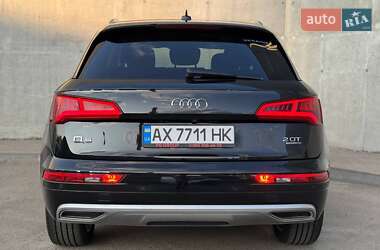 Внедорожник / Кроссовер Audi Q5 2017 в 