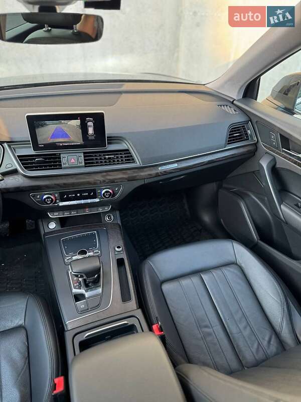 Внедорожник / Кроссовер Audi Q5 2017 в Киеве