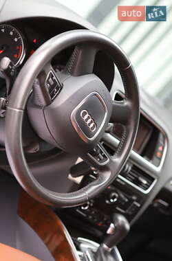 Позашляховик / Кросовер Audi Q5 2012 в 