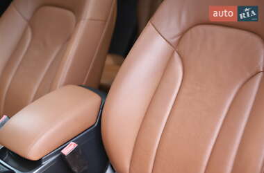 Позашляховик / Кросовер Audi Q5 2012 в 