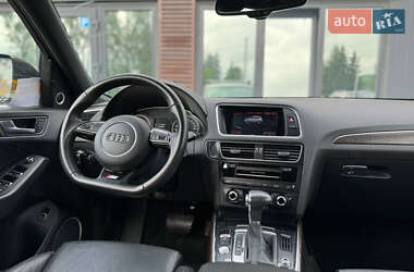 Внедорожник / Кроссовер Audi Q5 2016 в 