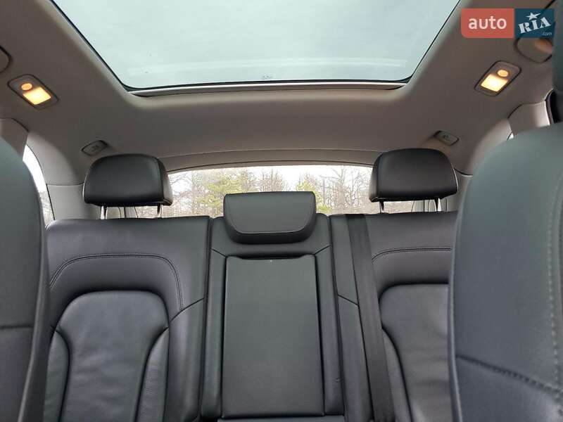 Позашляховик / Кросовер Audi Q5 2017 в Львові