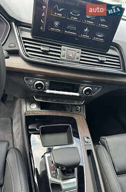 Внедорожник / Кроссовер Audi Q5 2024 в 