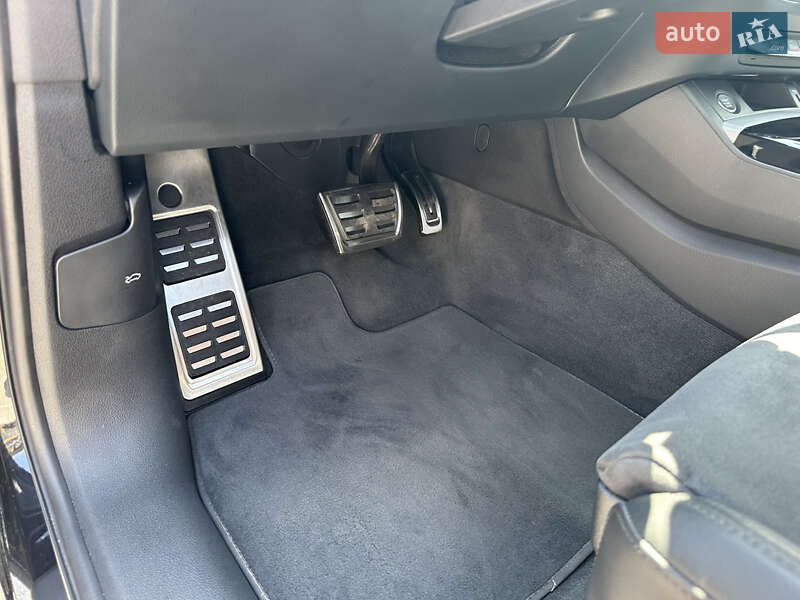 Внедорожник / Кроссовер Audi Q5 2021 в Киеве