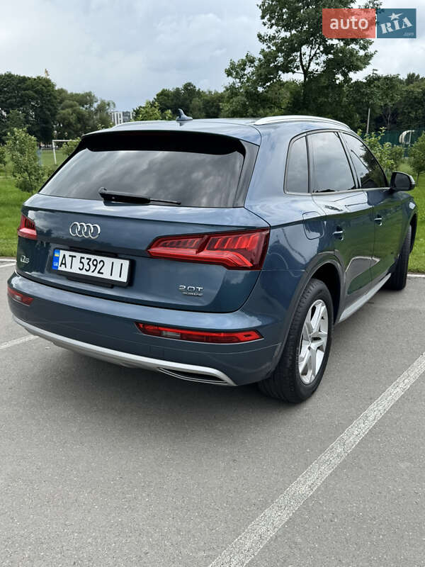 Внедорожник / Кроссовер Audi Q5 2018 в Ивано-Франковске