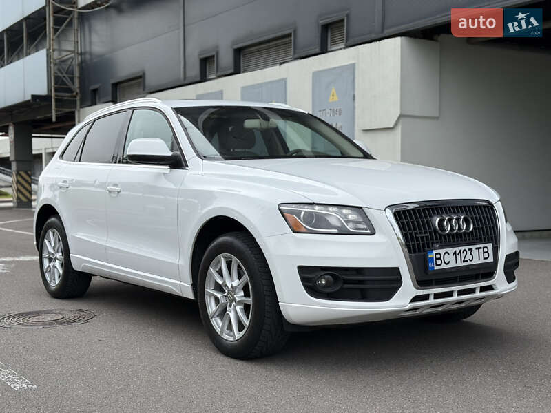 Внедорожник / Кроссовер Audi Q5 2011 в Киеве