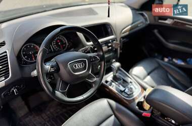 Внедорожник / Кроссовер Audi Q5 2016 в 